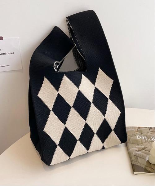 Burner(バーナー)の「【OKUOKU Recommend Select】 ジャガードニットバッグ oku-bag-707438605487-5 U(トートバッグ・レディース・その他17/ブラック系その他2/その他31/その他5/その他9/ライトブラウン/その他25/ピンク系その他/その他34/その他20/その他6/その他27/その他10/グリーン系その他/その他23/その他16/その他28/その他19/その他1/グリーン系その他2/その他30/その他35/その他21/その他15/その他26/その他8/その他11/その他12/その他/その他18/イエロー系その他/その他33/その他29/その他22/その他2/その他4/その他32/ブラウン系その他/その他24/その他3/その他7/ブラック系その他・FREE)」の2枚目の写真