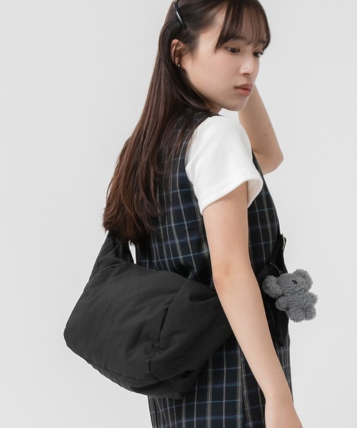 HEILIS（ヘイリス）の「2WAYショルダーバッグ / メッセンジャーバッグ ボディバッグ 肩掛けバッグ ストリート（メッセンジャーバッグ・レディース・ブラック・FREE）」の20枚目の写真