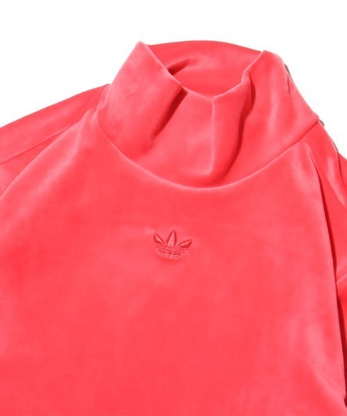 adidas(アディダス)の「adidas VELVET CROP TOP / アディダス ベルベット クロップ トップ【SP】(その他トップス・レディース・ピンク・S/XS/M)」の3枚目の写真