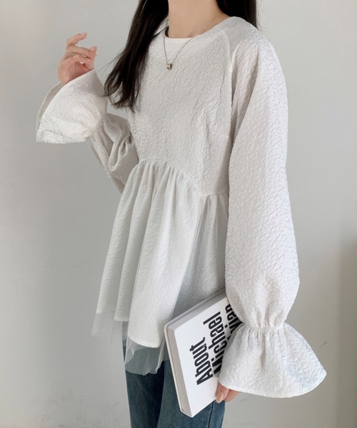 emi+（エミプラス）の「ふくれジャガードチュールドッキングペプラムブラウス（シャツ/ブラウス・レディース・ホワイト/モカ/ブラック・M/L）」の14枚目の写真