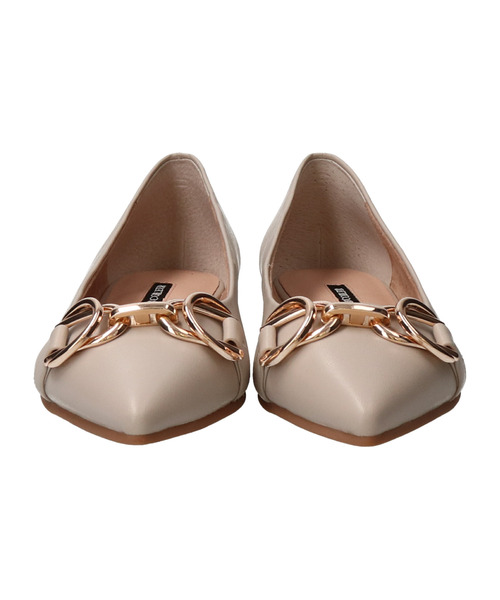 PARADIS COULEUR（パラディクルール）の「【PARADIS COULEUR】ポインテッドトウメタルビットパンプス(341017)（パンプス・レディース・ライトグレー/ブラック/ブラック系その他・22.5/23/23.5/24/24.5）」の5枚目の写真