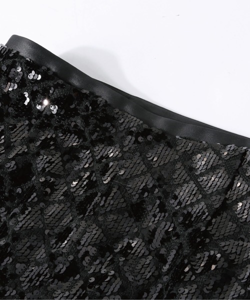 LA POMME petit(ラポミ・プチ)の「オールブラックビーズシャイニングスカート All Black Beads Shinning Skirt(スカート・レディース・ブラック・MEDIUM)」の3枚目の写真