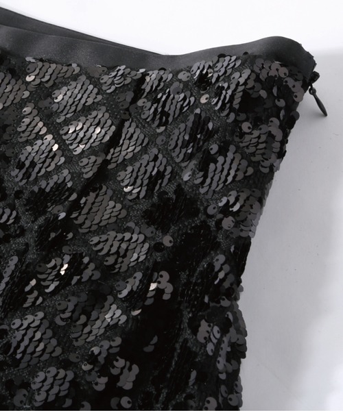LA POMME petit(ラポミ・プチ)の「オールブラックビーズシャイニングスカート All Black Beads Shinning Skirt(スカート・レディース・ブラック・MEDIUM)」の4枚目の写真