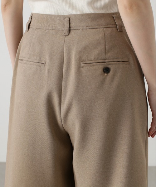 N.（N. Natural Beauty Basic）（エヌエヌナチュラルビューティーベーシック）の「◆ピンタックハーフパンツ（その他パンツ・レディース・ベージュ/ブラック・MEDIUM）」の22枚目の写真