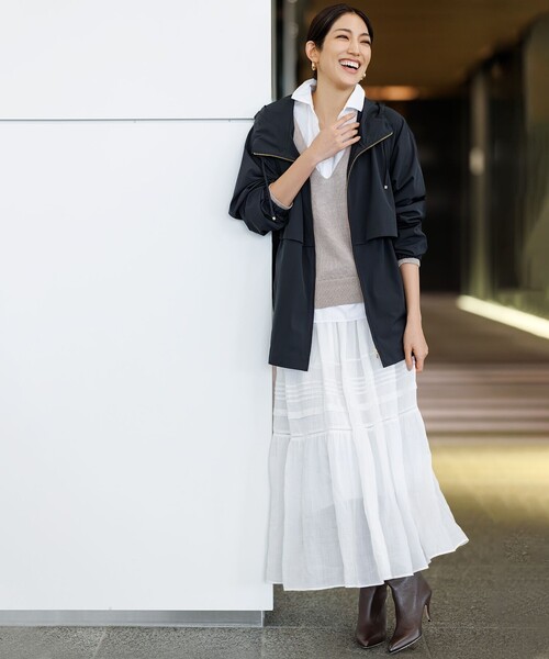 23区 S(ニジュウサンクチイサイサイズ)の「【CLASSY.6月号掲載/洗える】ピュアリネンバルキー Vネックニット(ニット/セーター・レディース・アイボリー系/グレー系/黄土色系/ダークブラウン系・32)」の11枚目の写真
