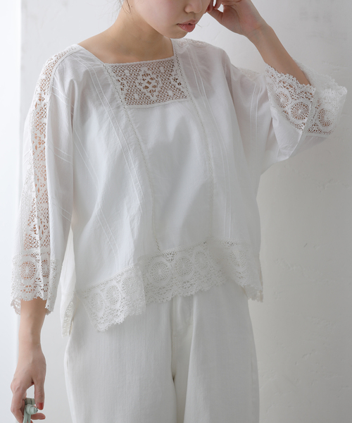 La TOTALITE（ラトータリテ）の「【ne Quittez pas/ヌキテパ 】CAMBRIC*LACE TOP（シャツ/ブラウス・レディース・ホワイト/ブラック・FREE）」の5枚目の写真