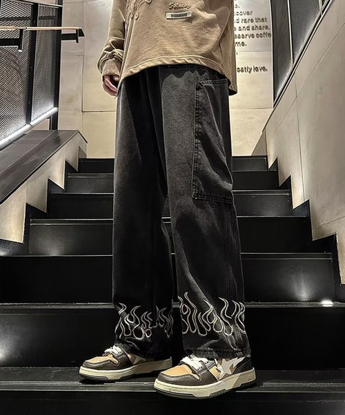 SHEPP（シープ）の「Y2K  ファイヤモチーフ ワイドデニム（デニムパンツ・メンズ・ブラック/ブルー・M/L/XL）」の6枚目の写真