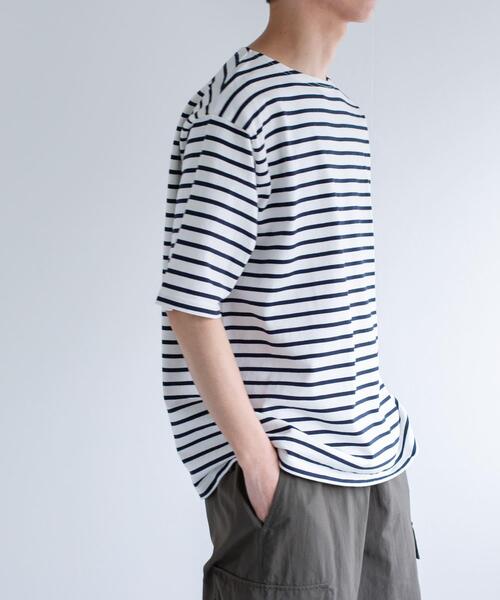 FORK&SPOON(フォークアンドスプーン)の「FORK&SPOON ボートネックボーダーショートスリーブ(Tシャツ/カットソー・メンズ・ブルー系その他/グリーン系その他/グレー系その他/ホワイト系その他・4/5)」の8枚目の写真