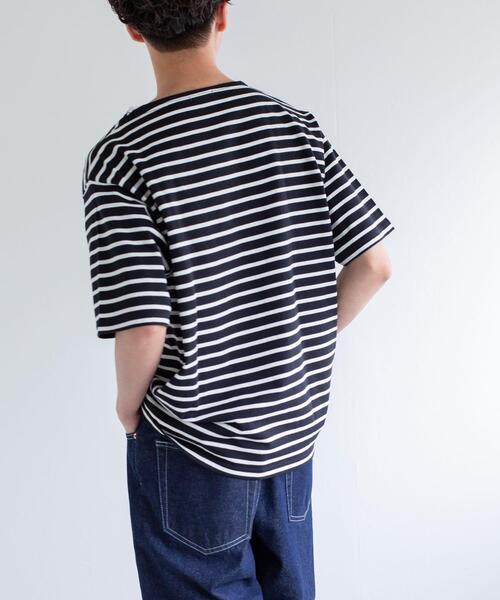 FORK&SPOON(フォークアンドスプーン)の「FORK&SPOON ボートネックボーダーショートスリーブ(Tシャツ/カットソー・メンズ・ブルー系その他/グリーン系その他/グレー系その他/ホワイト系その他・4/5)」の16枚目の写真