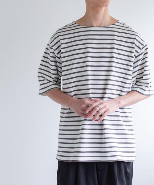 FORK&SPOON(フォークアンドスプーン)の「FORK&SPOON ボートネックボーダーショートスリーブ(Tシャツ/カットソー・メンズ・ブルー系その他/グリーン系その他/グレー系その他/ホワイト系その他・4/5)」の20枚目の写真