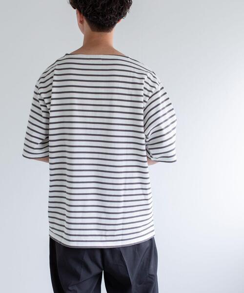 FORK&SPOON(フォークアンドスプーン)の「FORK&SPOON ボートネックボーダーショートスリーブ(Tシャツ/カットソー・メンズ・ブルー系その他/グリーン系その他/グレー系その他/ホワイト系その他・4/5)」の22枚目の写真