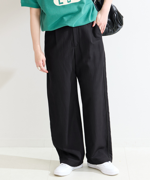 B.C STOCK（ベーセーストック）の「コードラインタックパンツ（スラックス・レディース・ブルー/ブラック/アイボリー・FREE）」の5枚目の写真