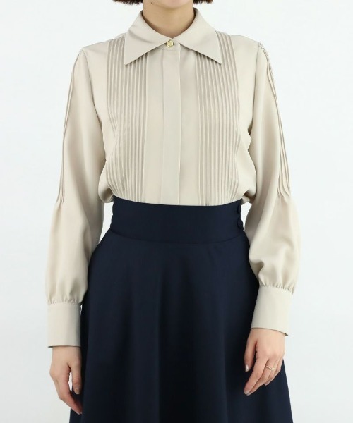 an another angelus（アンアナザーアンジェラス）の「ピンタックデザインシャツ/ananotherangelus（シャツ/ブラウス・レディース・オフホワイト/ライトベージュ・FREE）」の7枚目の写真