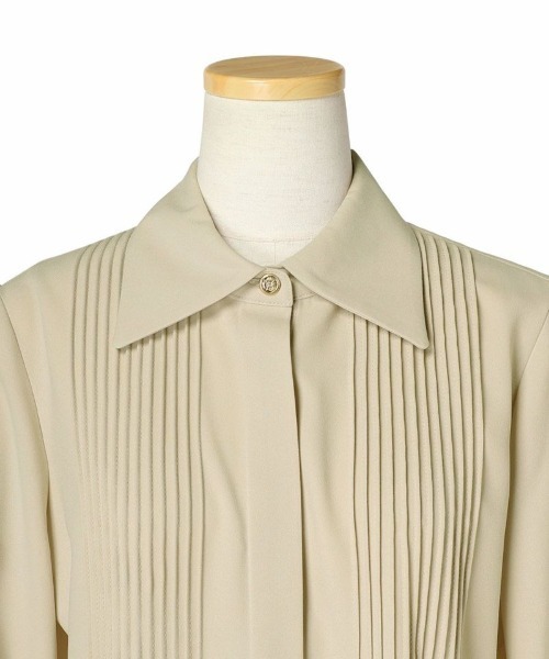 an another angelus（アンアナザーアンジェラス）の「ピンタックデザインシャツ/ananotherangelus（シャツ/ブラウス・レディース・オフホワイト/ライトベージュ・FREE）」の19枚目の写真