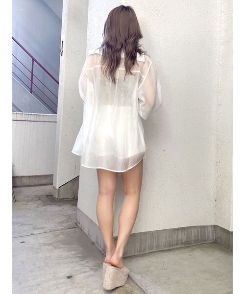 GYDA（ジェイダ）の「ラメワッシャーボリュームスリーブオーバーシャツ（シャツ/ブラウス・レディース・グレー/オフホワイト・FREE）」の8枚目の写真