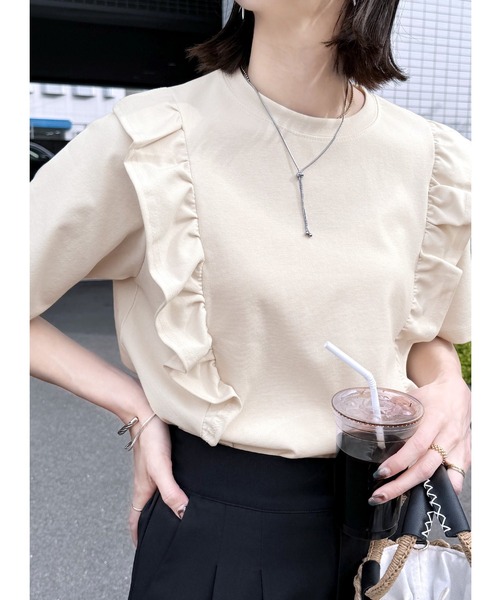 reca(レカ)の「ハニカムフリルTシャツ(Tシャツ/カットソー・レディース・ベージュ/ホワイト/ブラック・FREE)」の3枚目の写真