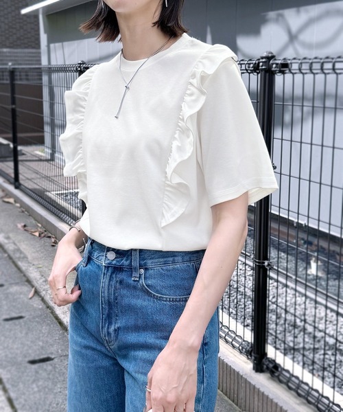 reca(レカ)の「ハニカムフリルTシャツ(Tシャツ/カットソー・レディース・ベージュ/ホワイト/ブラック・FREE)」の7枚目の写真