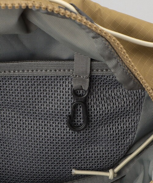 THE NORTH FACE（ザノースフェイス）の「THE NORTH FACE/ザ ノース フェイス Terra Lumbar 3L / テラランバー3L（ショルダーバッグ・メンズ・ブラック/ピンク・ONE SIZE）」の11枚目の写真