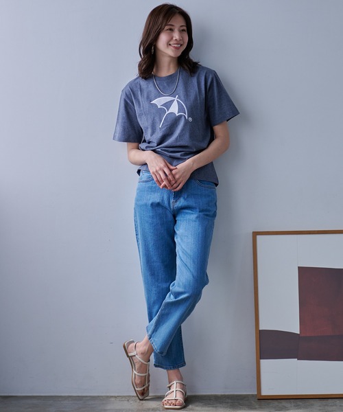 Arnold Palmer(アーノルドパーマー)の「CYCLO 天竺 シェア アンブレラ ロゴ Tシャツ(Tシャツ/カットソー・レディース・パープル/グレー/ホワイト/ブルーグレー・L/M/S/XS/LL)」の13枚目の写真