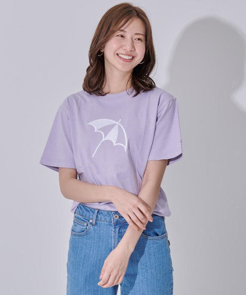 Arnold Palmer(アーノルドパーマー)の「CYCLO 天竺 シェア アンブレラ ロゴ Tシャツ(Tシャツ/カットソー・レディース・パープル/グレー/ホワイト/ブルーグレー・L/M/S/XS/LL)」の7枚目の写真