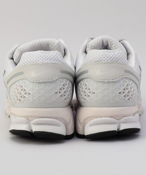 NIKE（ナイキ）の「限定展開 NIKE/ナイキ ズーム ボメロ 5 / BV1358（スニーカー・メンズ・グレー/ブラック・28.0cm/27.5cm/27.0cm/26.5cm/26.0cm）」の7枚目の写真