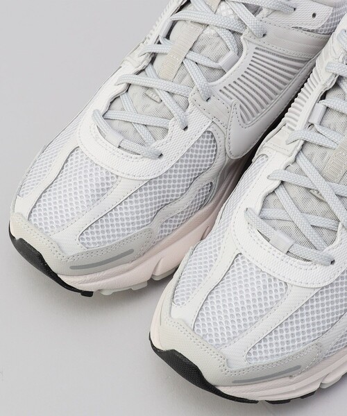 NIKE（ナイキ）の「限定展開 NIKE/ナイキ ズーム ボメロ 5 / BV1358（スニーカー・メンズ・グレー/ブラック・28.0cm/27.5cm/27.0cm/26.5cm/26.0cm）」の9枚目の写真