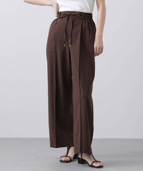 Gready Brilliant（グレディブリリアン）の「ＲＬピンタックセミワイドパンツ（その他パンツ・レディース・オフホワイト/ブラック/ブラウン・36/38）」の6枚目の写真