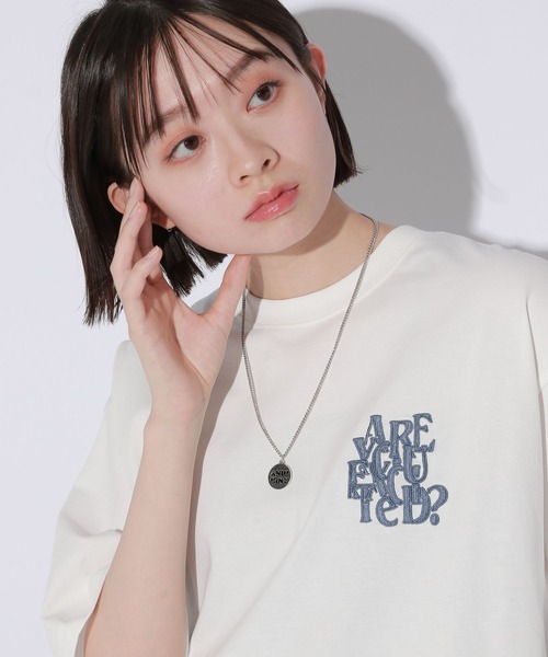 Anui（アニュイ）の「【UNISEX/3サイズ展開】パズルロゴTシャツ（Tシャツ/カットソー・レディース・ベージュ/ホワイト/ブラック・MEDIUM/SMALL/LARGE）」の6枚目の写真
