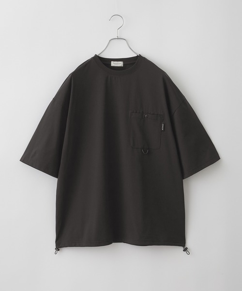 THE CRAFT CREW PRODUCTS（ザクラフトクループロダクツ）の「【THE CRAFT CREW PRODUCTS】テックファブリック ドローコード ビッグシルエット クルーネックポケット半袖Tシャツ / 接触冷感・吸水速乾（Tシャツ/カットソー）」｜詳細画像