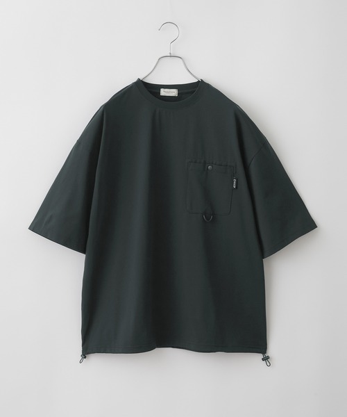 THE CRAFT CREW PRODUCTS（ザクラフトクループロダクツ）の「【THE CRAFT CREW PRODUCTS】テックファブリック ドローコード ビッグシルエット クルーネックポケット半袖Tシャツ / 接触冷感・吸水速乾（Tシャツ/カットソー）」｜詳細画像