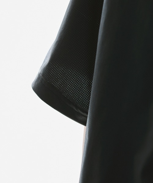 THE CRAFT CREW PRODUCTS（ザクラフトクループロダクツ）の「【THE CRAFT CREW PRODUCTS】テックファブリック ドローコード ビッグシルエット クルーネックポケット半袖Tシャツ / 接触冷感・吸水速乾（Tシャツ/カットソー）」｜詳細画像
