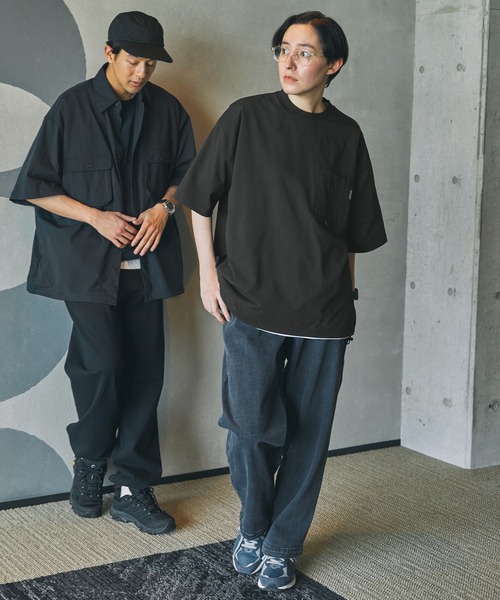 THE CRAFT CREW PRODUCTS（ザクラフトクループロダクツ）の「【THE CRAFT CREW PRODUCTS】テックファブリック ドローコード ビッグシルエット クルーネックポケット半袖Tシャツ / 接触冷感・吸水速乾（Tシャツ/カットソー）」｜詳細画像