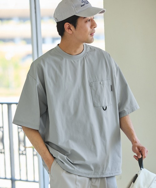 THE CRAFT CREW PRODUCTS（ザクラフトクループロダクツ）の「【THE CRAFT CREW PRODUCTS】テックファブリック ドローコード ビッグシルエット クルーネックポケット半袖Tシャツ / 接触冷感・吸水速乾（Tシャツ/カットソー）」｜詳細画像