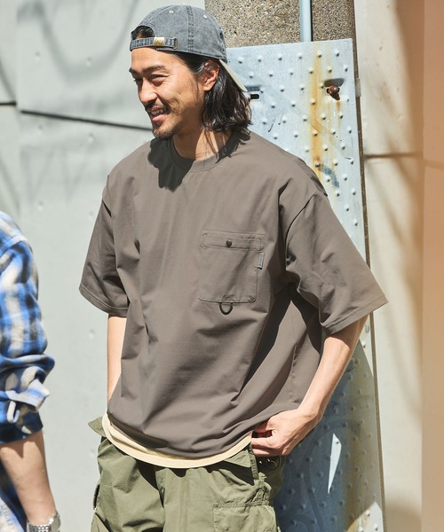 THE CRAFT CREW PRODUCTS（ザクラフトクループロダクツ）の「【THE CRAFT CREW PRODUCTS】テックファブリック ドローコード ビッグシルエット クルーネックポケット半袖Tシャツ / 接触冷感・吸水速乾（Tシャツ/カットソー）」｜詳細画像