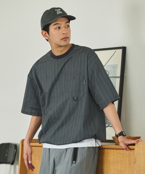 THE CRAFT CREW PRODUCTS（ザクラフトクループロダクツ）の「【THE CRAFT CREW PRODUCTS】テックファブリック ドローコード ビッグシルエット クルーネックポケット半袖Tシャツ / 接触冷感・吸水速乾（Tシャツ/カットソー）」｜詳細画像