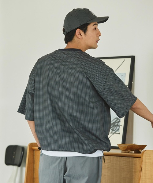 THE CRAFT CREW PRODUCTS（ザクラフトクループロダクツ）の「【THE CRAFT CREW PRODUCTS】テックファブリック ドローコード ビッグシルエット クルーネックポケット半袖Tシャツ / 接触冷感・吸水速乾（Tシャツ/カットソー）」｜詳細画像