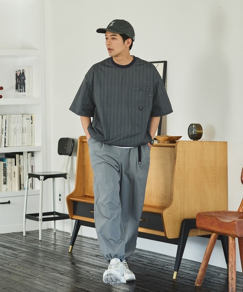 THE CRAFT CREW PRODUCTS（ザクラフトクループロダクツ）の「【THE CRAFT CREW PRODUCTS】テックファブリック ドローコード ビッグシルエット クルーネックポケット半袖Tシャツ / 接触冷感・吸水速乾（Tシャツ/カットソー）」｜詳細画像