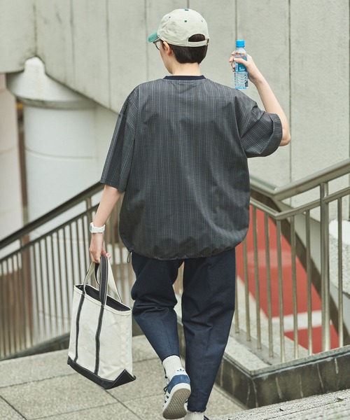 THE CRAFT CREW PRODUCTS（ザクラフトクループロダクツ）の「【THE CRAFT CREW PRODUCTS】テックファブリック ドローコード ビッグシルエット クルーネックポケット半袖Tシャツ / 接触冷感・吸水速乾（Tシャツ/カットソー）」｜詳細画像