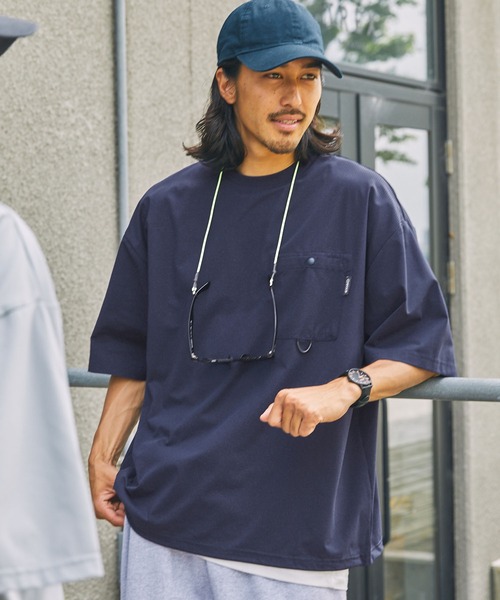 THE CRAFT CREW PRODUCTS（ザクラフトクループロダクツ）の「【THE CRAFT CREW PRODUCTS】テックファブリック ドローコード ビッグシルエット クルーネックポケット半袖Tシャツ / 接触冷感・吸水速乾（Tシャツ/カットソー）」｜詳細画像