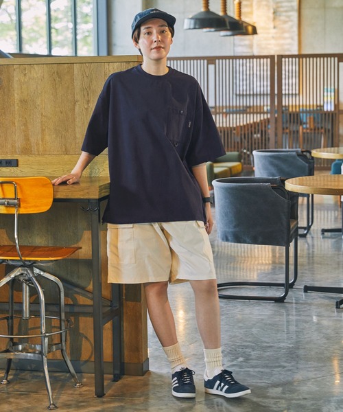 THE CRAFT CREW PRODUCTS（ザクラフトクループロダクツ）の「【THE CRAFT CREW PRODUCTS】テックファブリック ドローコード ビッグシルエット クルーネックポケット半袖Tシャツ / 接触冷感・吸水速乾（Tシャツ/カットソー）」｜詳細画像