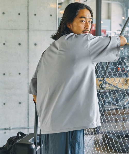 THE CRAFT CREW PRODUCTS（ザクラフトクループロダクツ）の「【THE CRAFT CREW PRODUCTS】テックファブリック ドローコード ビッグシルエット クルーネックポケット半袖Tシャツ / 接触冷感・吸水速乾（Tシャツ/カットソー）」｜詳細画像