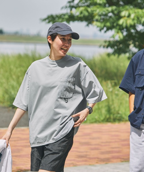 THE CRAFT CREW PRODUCTS（ザクラフトクループロダクツ）の「【THE CRAFT CREW PRODUCTS】テックファブリック ドローコード ビッグシルエット クルーネックポケット半袖Tシャツ / 接触冷感・吸水速乾（Tシャツ/カットソー）」｜詳細画像