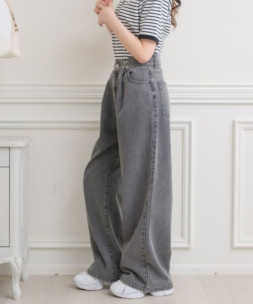 ems excite（エムズエキサイト）の「ウエストホックデニムPT（デニムパンツ・レディース・ブラック/ブルー系その他5/ライトブルー/ブルー・MEDIUM/SMALL）」の7枚目の写真