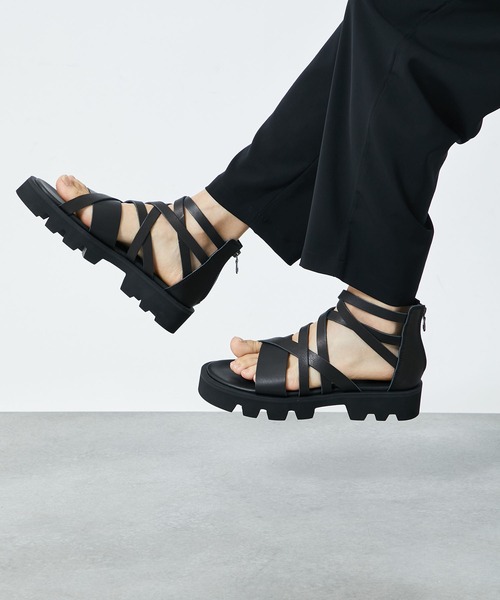 PADRONE(パドローネ)の「PADRONE パドローネ / GLADIATOR SANDALS with Chunky Sole / PU2308-3205-24A(サンダル・メンズ・ブラック・41/42)」の1枚目の写真