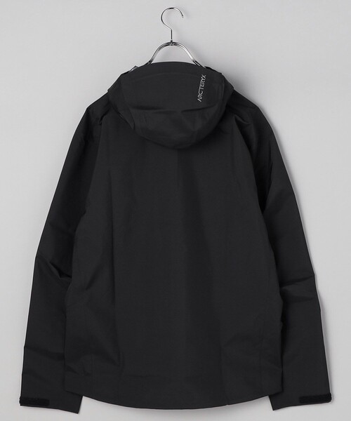 ARC'TERYX（アークテリクス）の「ARC' TERYX/アークテリクス Beta Jacket Men / ベータジャケット（ブルゾン・メンズ・ブラック・MEDIUM/LARGE/X-SMALL/SMALL）」の2枚目の写真