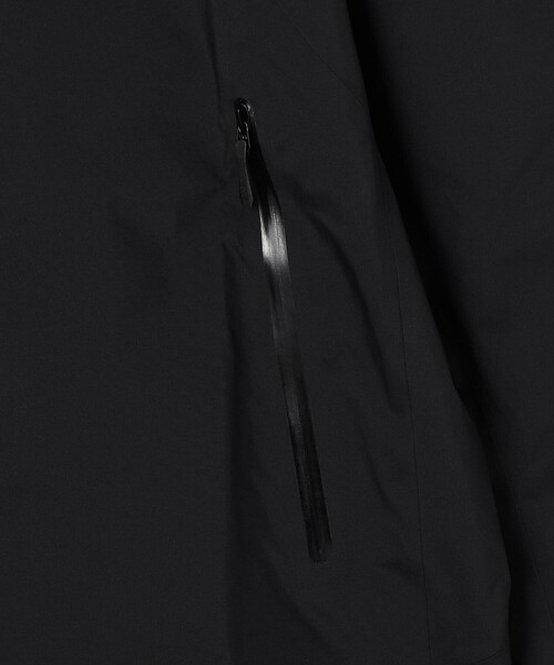 ARC'TERYX（アークテリクス）の「ARC' TERYX/アークテリクス Beta Jacket Men / ベータジャケット（ブルゾン・メンズ・ブラック・MEDIUM/LARGE/X-SMALL/SMALL）」の4枚目の写真