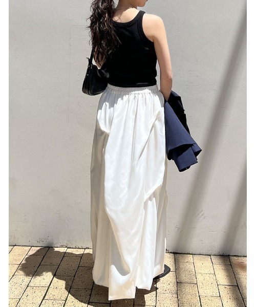 Re:EDIT（リエディ）の「[2024 SUMMER COLLECTION][低身長サイズ有]サテンバルーンロングスカート（スカート・レディース・ホワイト/ブラック・LARGE/MEDIUM/SHORT）」の20枚目の写真