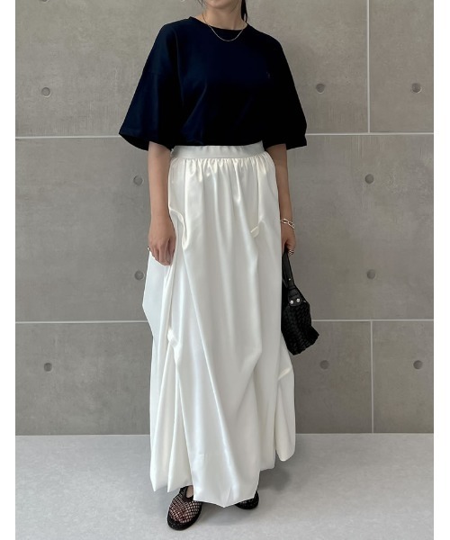 Re:EDIT（リエディ）の「[2024 SUMMER COLLECTION][低身長サイズ有]サテンバルーンロングスカート（スカート・レディース・ホワイト/ブラック・LARGE/MEDIUM/SHORT）」の13枚目の写真