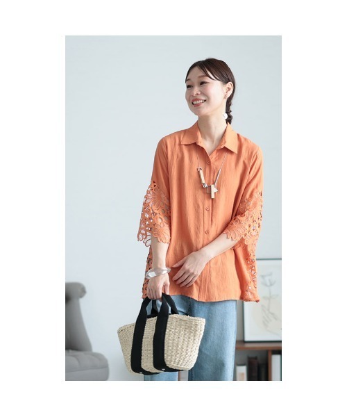 Sawa a la mode(サワアラモード)の「花レースシャツブラウス(シャツ/ブラウス・レディース・オレンジ/ブラック・FREE)」の18枚目の写真