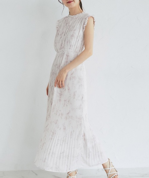 tocco closet(トッコ クローゼット)の「リボン&フリル付きプリーツシフォンフラワープリントワンピース(ワンピース・レディース・ブルー/ピンクベージュ・M)」の10枚目の写真